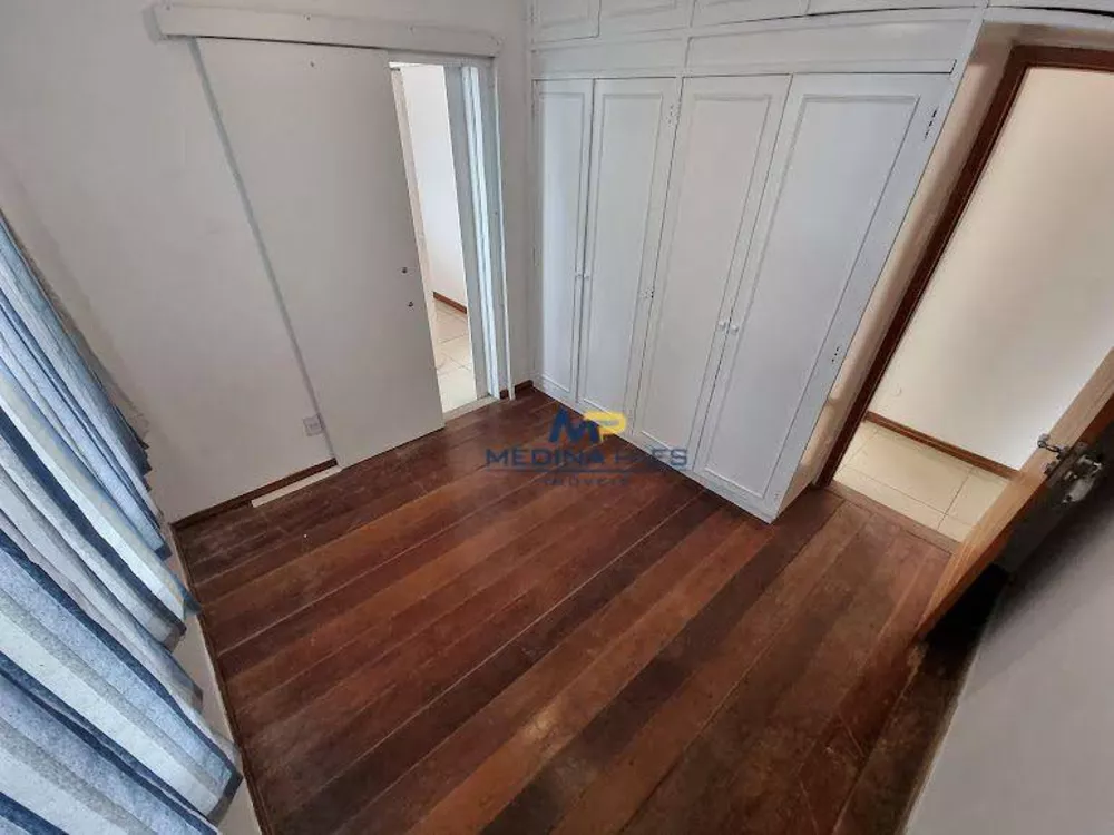 Casa, 4 quartos, 275 m² - Foto 13
