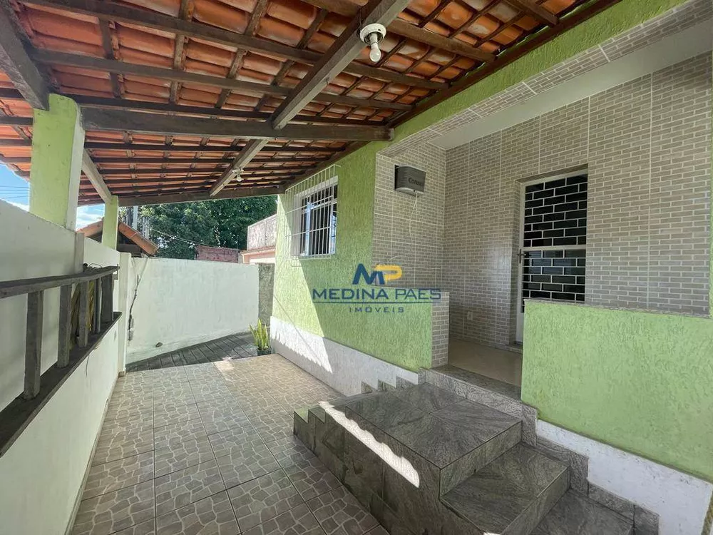 Casa à venda com 4 quartos, 240M2 - Foto 2