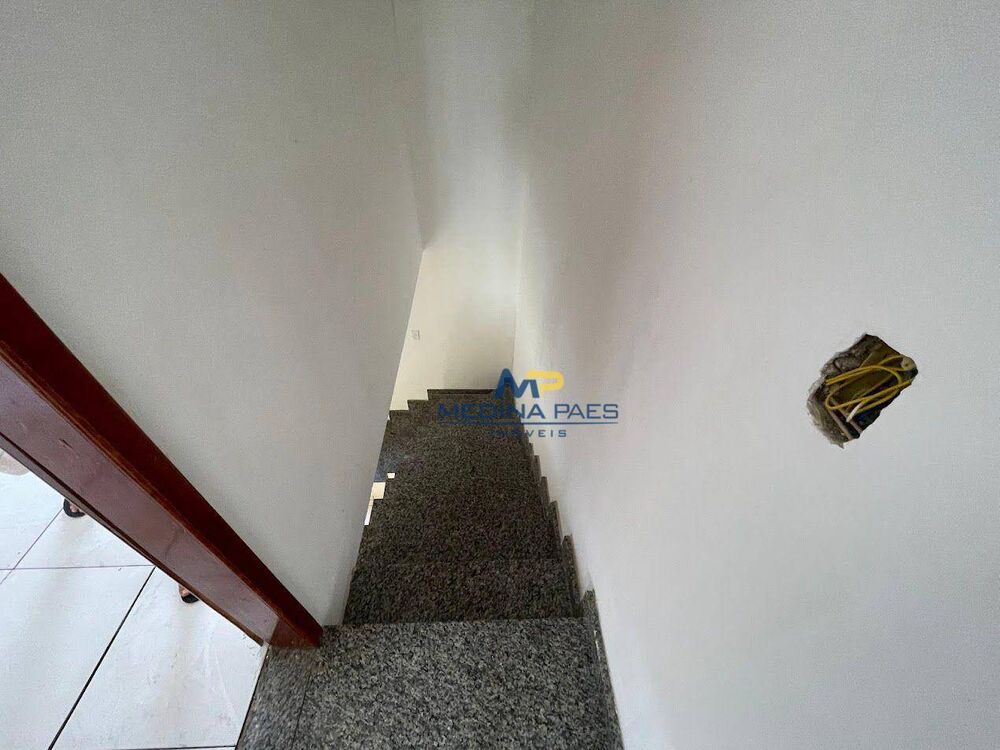 Casa à venda com 2 quartos, 95m² - Foto 7