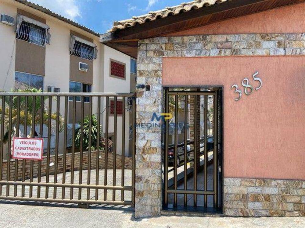 Apartamento à venda com 2 quartos, 62m² - Foto 1