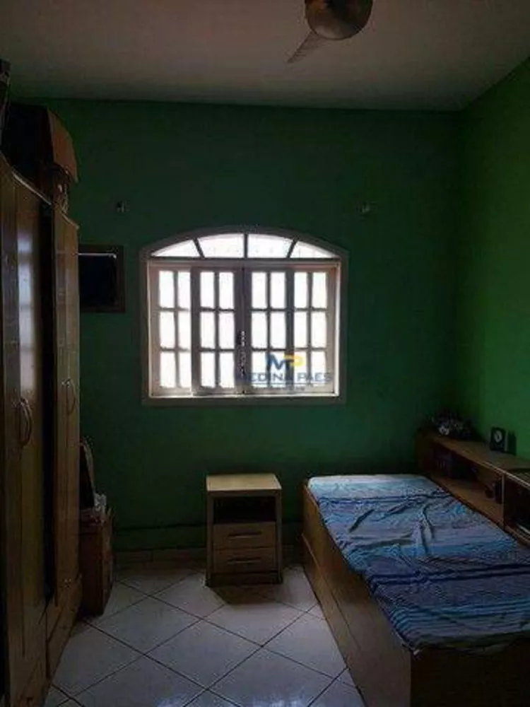 Casa, 3 quartos, 200 m² - Foto 11