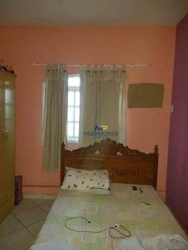 Casa, 3 quartos, 200 m² - Foto 18