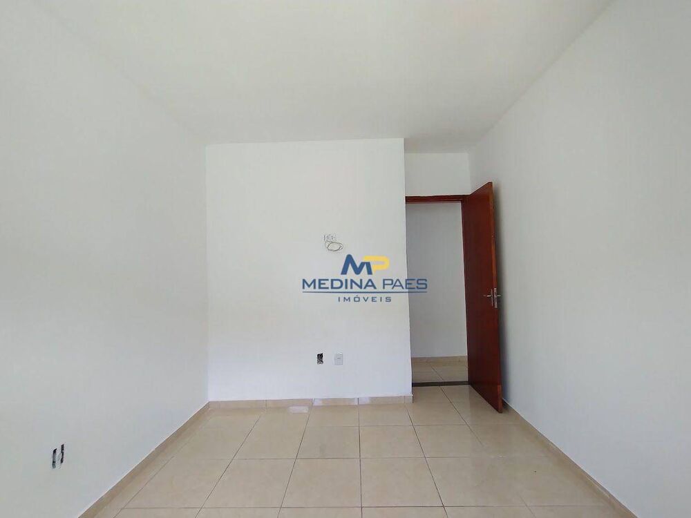 Casa à venda com 2 quartos, 52m² - Foto 3
