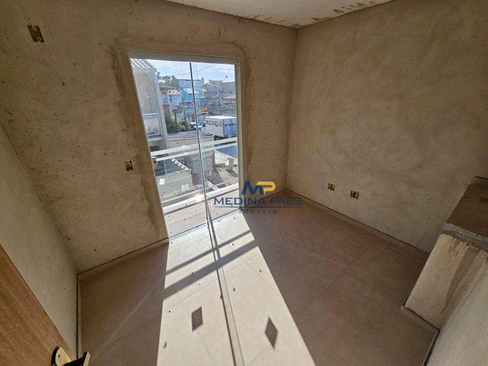 Casa à venda com 2 quartos, 55m² - Foto 6
