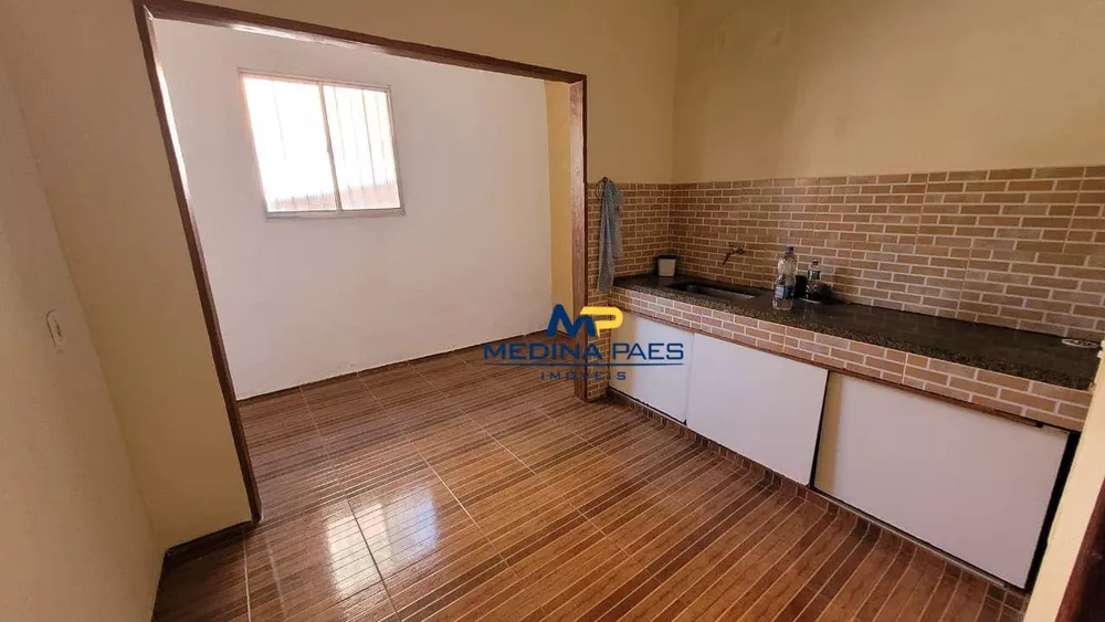 Casa, 2 quartos, 200 m² - Foto 2
