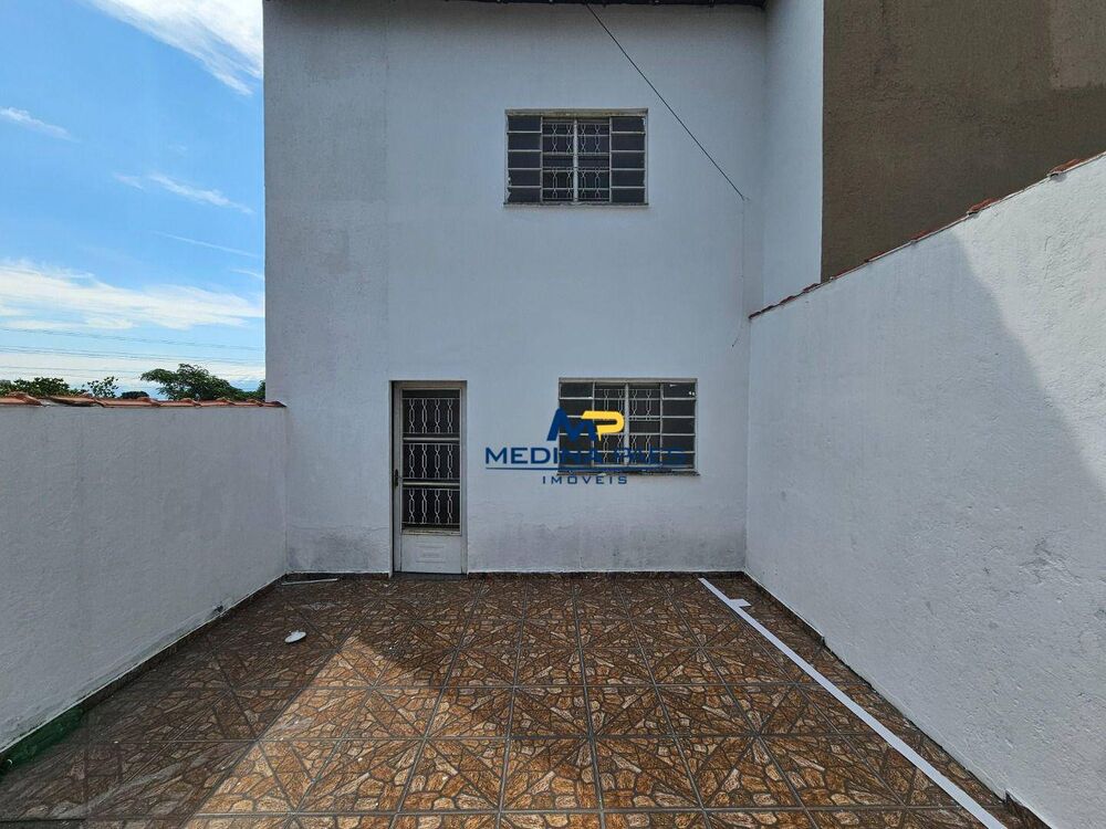 Casa, 2 quartos, 60 m² - Foto 2