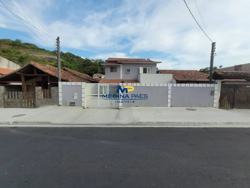 Casa, 6 quartos, 218 m² - Foto 4