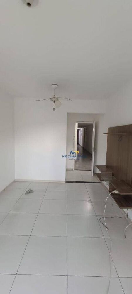 Apartamento à venda com 2 quartos, 65m² - Foto 8