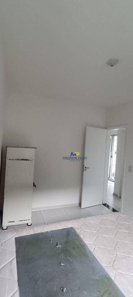 Apartamento à venda com 2 quartos, 65m² - Foto 4