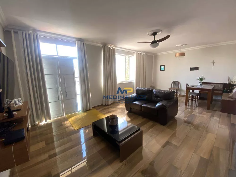 Casa, 4 quartos - Foto 1
