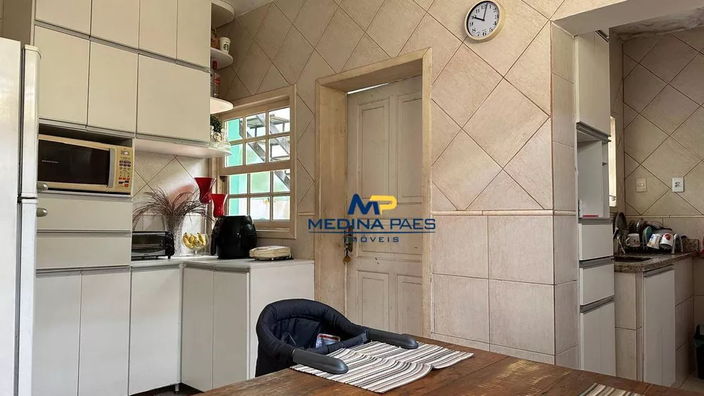 Casa, 2 quartos, 216 m² - Foto 14