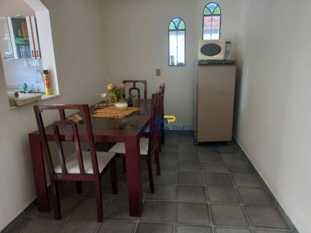 Casa à venda com 2 quartos, 42m² - Foto 1
