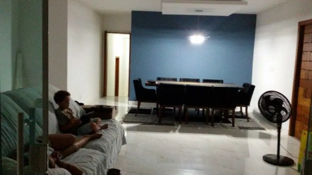 Casa de Condomínio à venda com 4 quartos, 200M2 - Foto 3