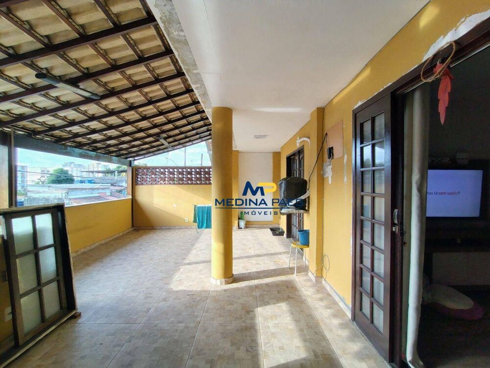 Casa à venda com 2 quartos, 138m² - Foto 11