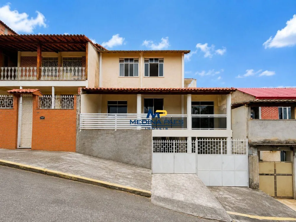 Casa, 4 quartos, 260 m² - Foto 1