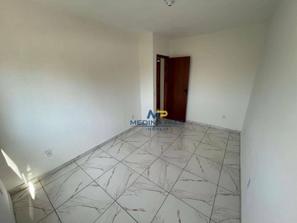 Casa à venda com 2 quartos, 60M2 - Foto 11