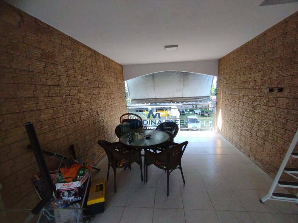 Casa à venda com 4 quartos, 217m² - Foto 10