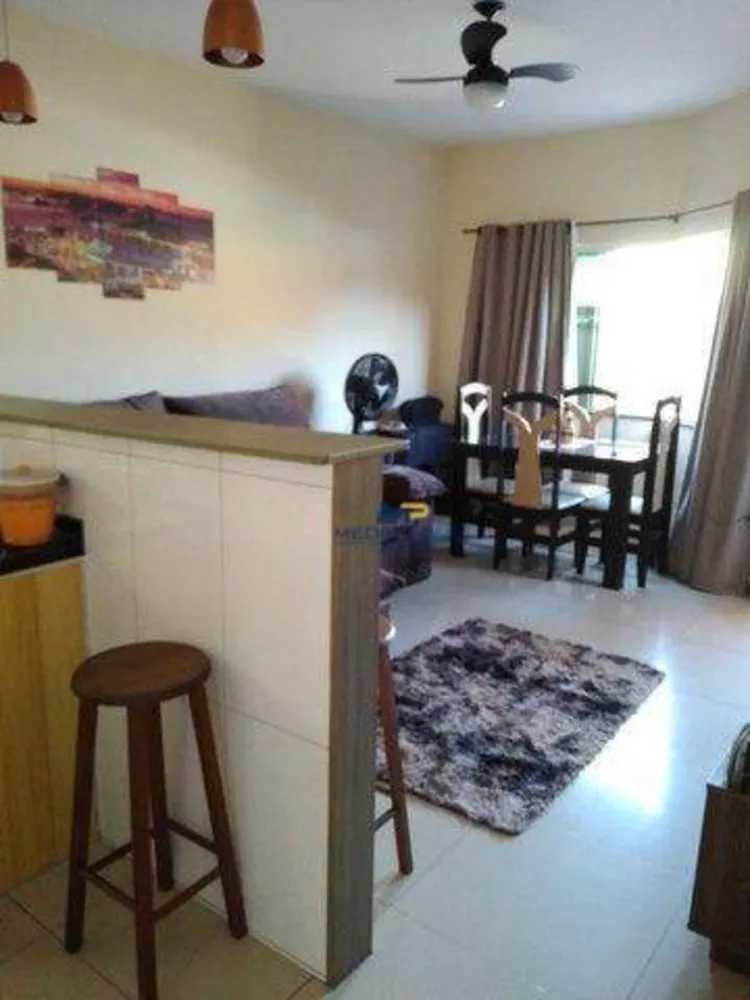Casa, 2 quartos, 82 m² - Foto 1