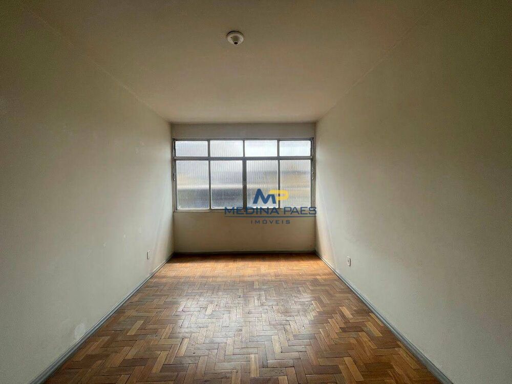 Apartamento, 3 quartos, 100 m² - Foto 2