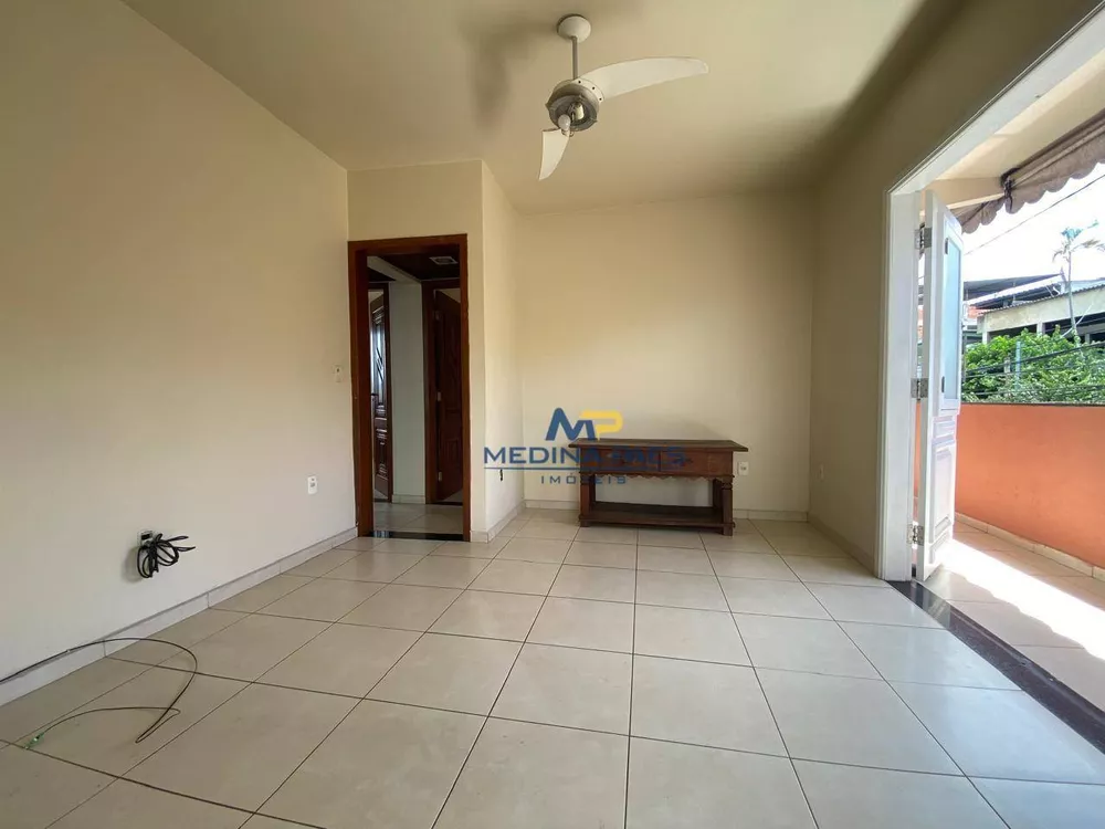 Casa, 2 quartos, 200 m² - Foto 2