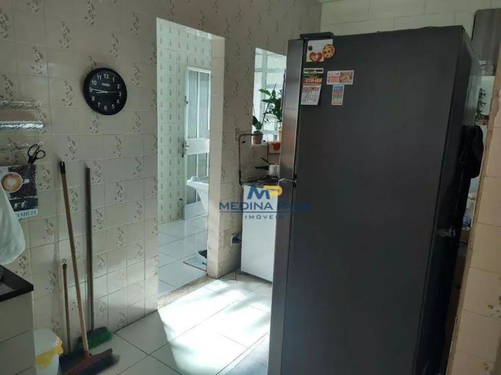 Casa, 3 quartos, 250 m² - Foto 12