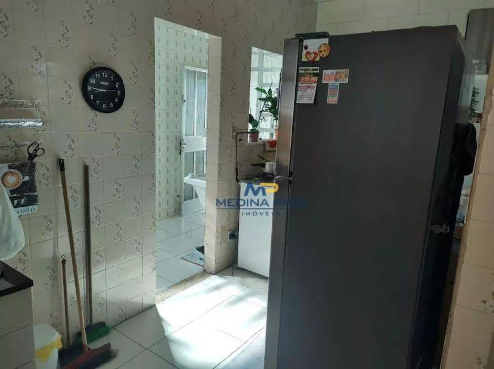 Casa, 3 quartos, 250 m² - Foto 13