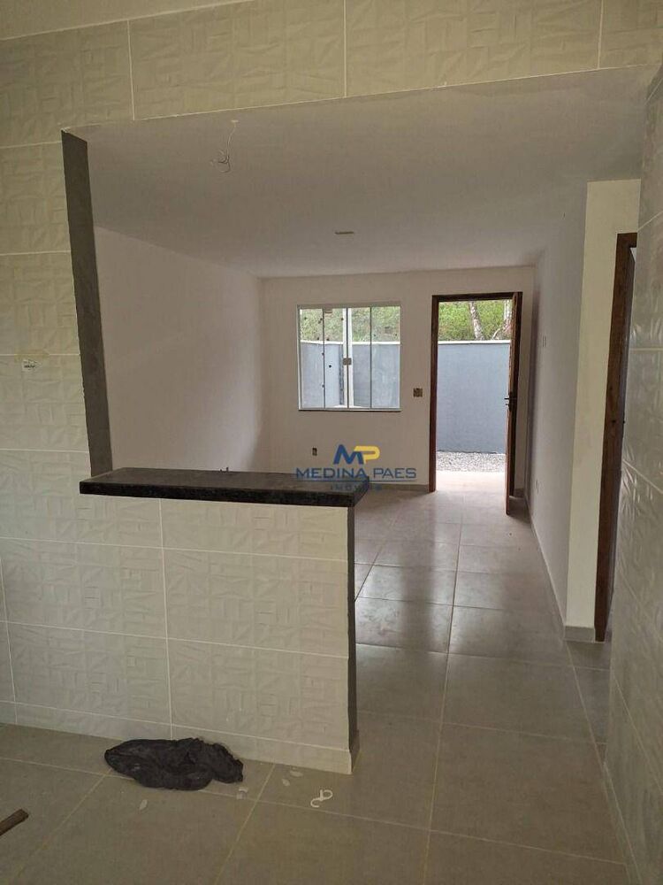 Casa à venda com 2 quartos, 70m² - Foto 10