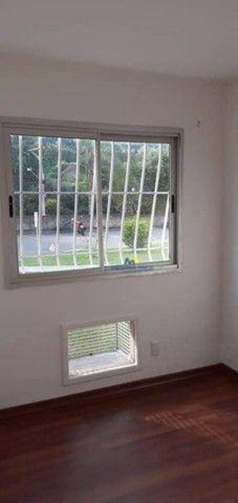 Apartamento à venda com 2 quartos, 63m² - Foto 2