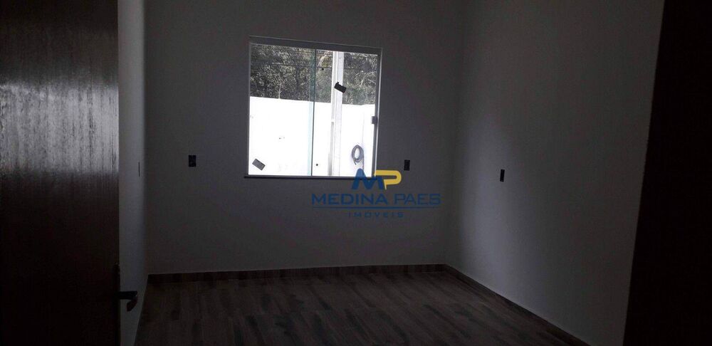 Casa à venda com 2 quartos, 61m² - Foto 9