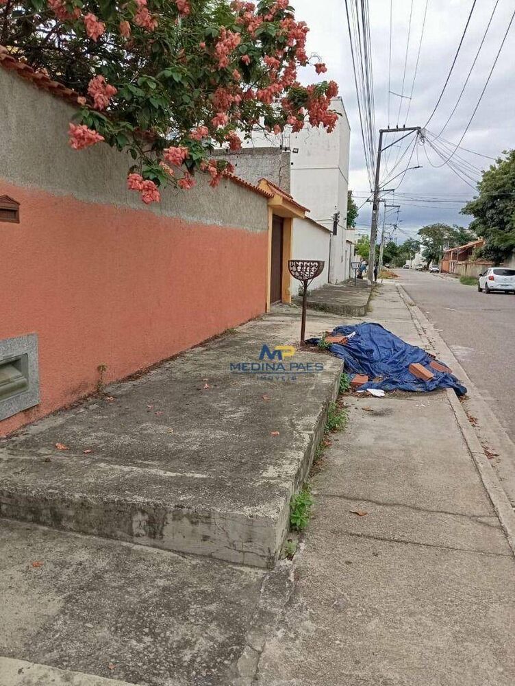 Casa à venda com 3 quartos, 160m² - Foto 3