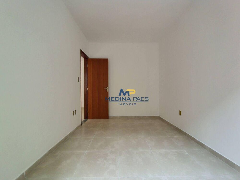 Casa à venda com 2 quartos, 55m² - Foto 9