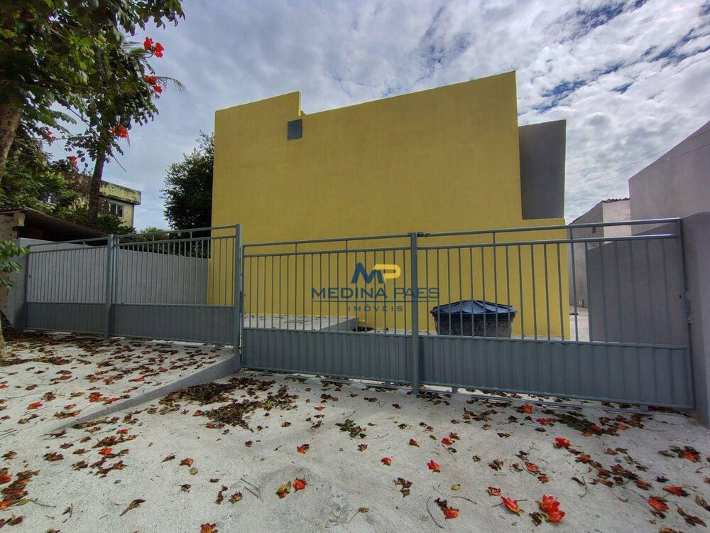 Casa à venda com 2 quartos, 55m² - Foto 7
