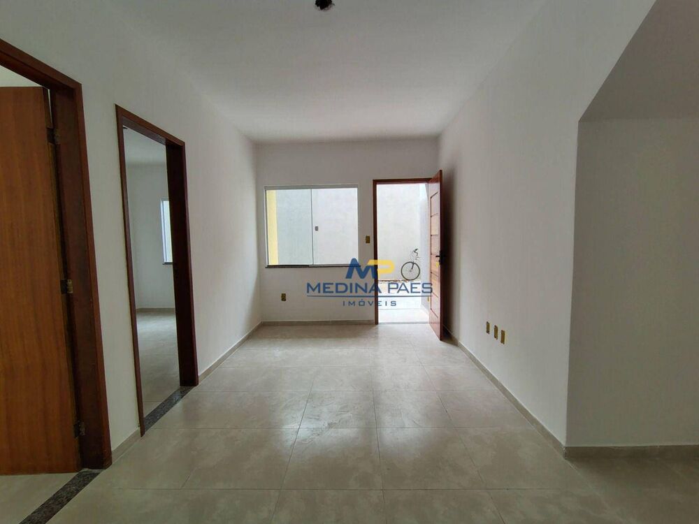 Casa à venda com 2 quartos, 55m² - Foto 8