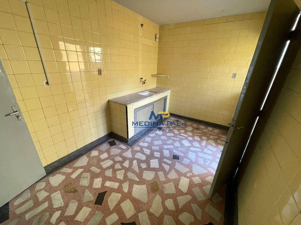Apartamento, 3 quartos, 100 m² - Foto 2