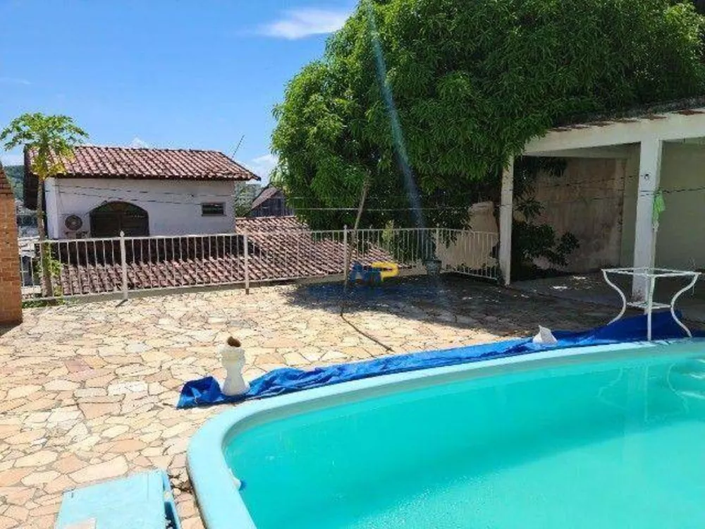 Casa, 5 quartos, 268 m² - Foto 1