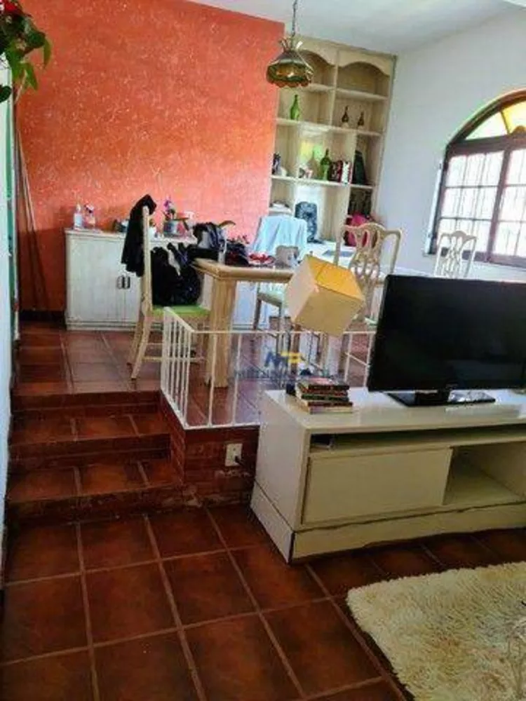 Casa, 5 quartos, 268 m² - Foto 9