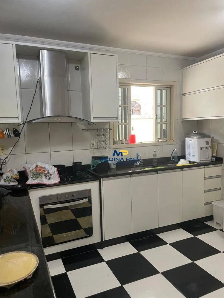 Casa, 3 quartos, 360 m² - Foto 3