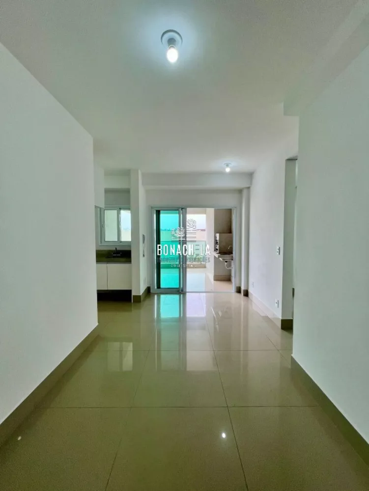 Apartamento para alugar com 3 quartos, 87m² - Foto 2