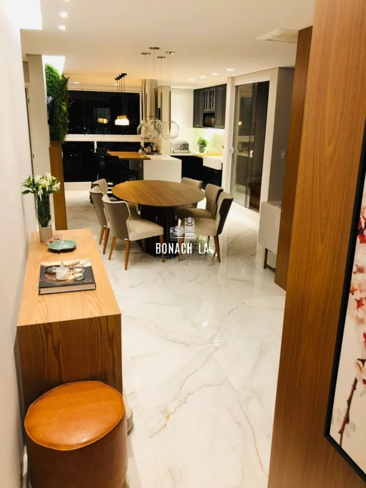 Apartamento à venda com 3 quartos, 178m² - Foto 3