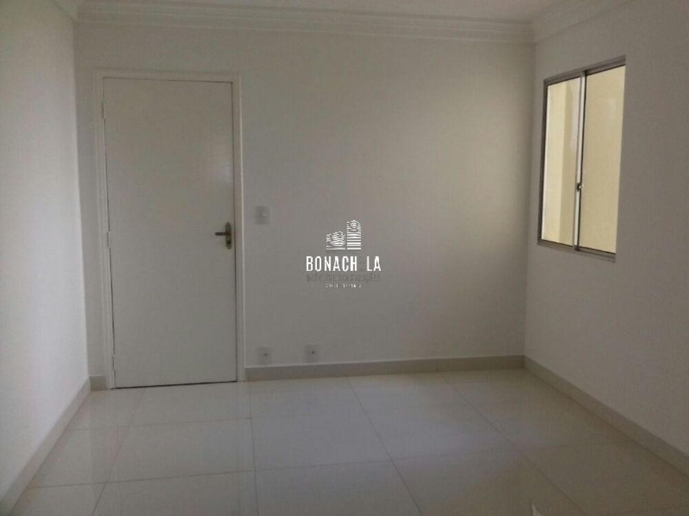 Apartamento à venda com 3 quartos, 64m² - Foto 4