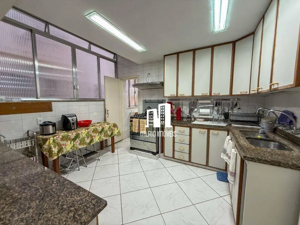 Apartamento, 3 quartos, 250 m² - Foto 23