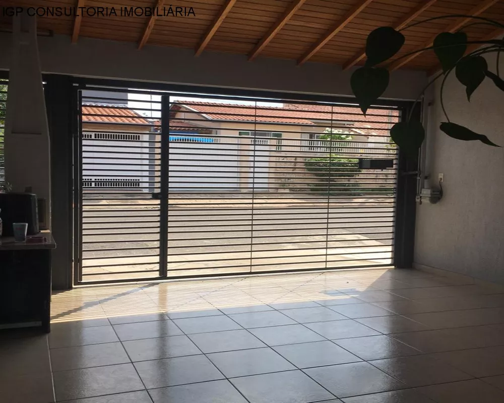 Casa à venda com 2 quartos, 174m² - Foto 1