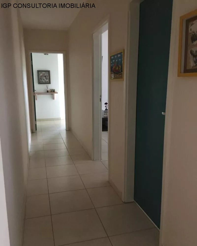 Casa à venda com 2 quartos, 174m² - Foto 2