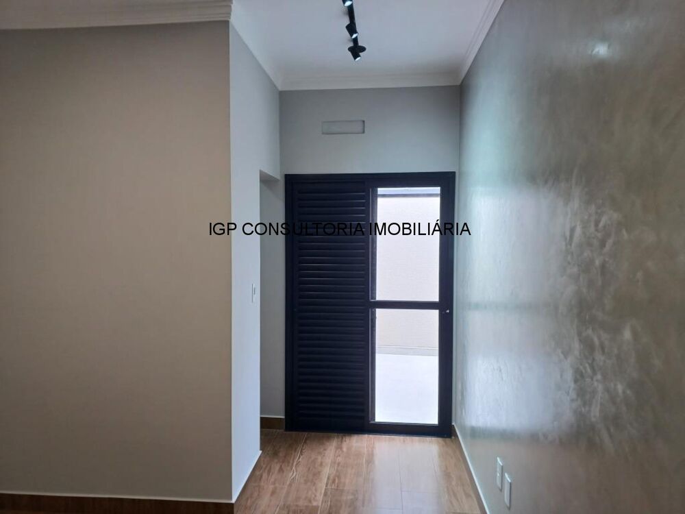 Casa à venda com 3 quartos, 118m² - Foto 4