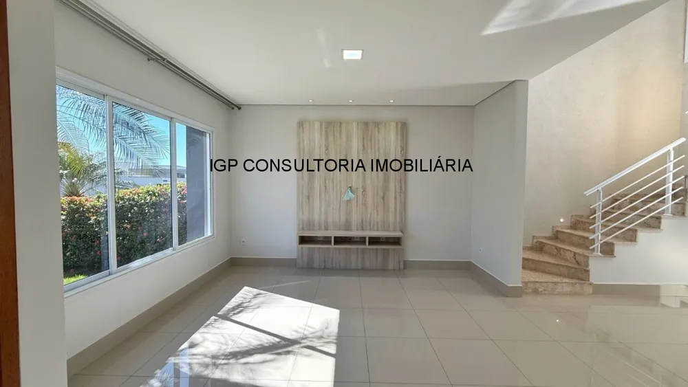 Casa, 4 quartos, 256 m² - Foto 1