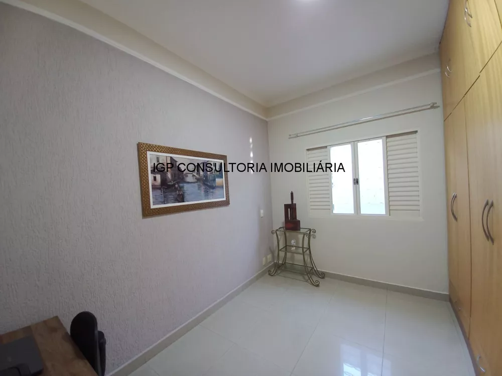 Casa à venda com 3 quartos, 236m² - Foto 13