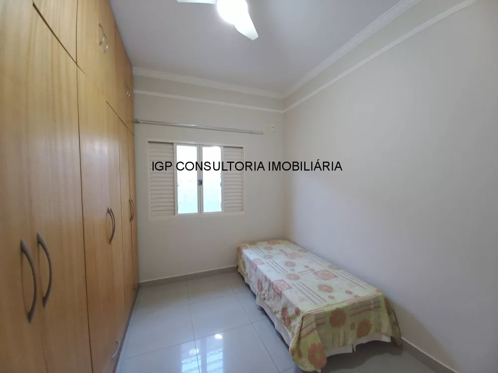 Casa à venda com 3 quartos, 236m² - Foto 15