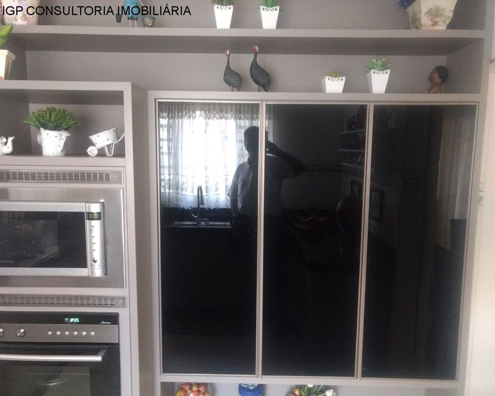 Casa à venda com 3 quartos, 243m² - Foto 13