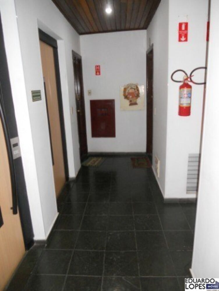 Apartamento à venda com 2 quartos, 78m² - Foto 26