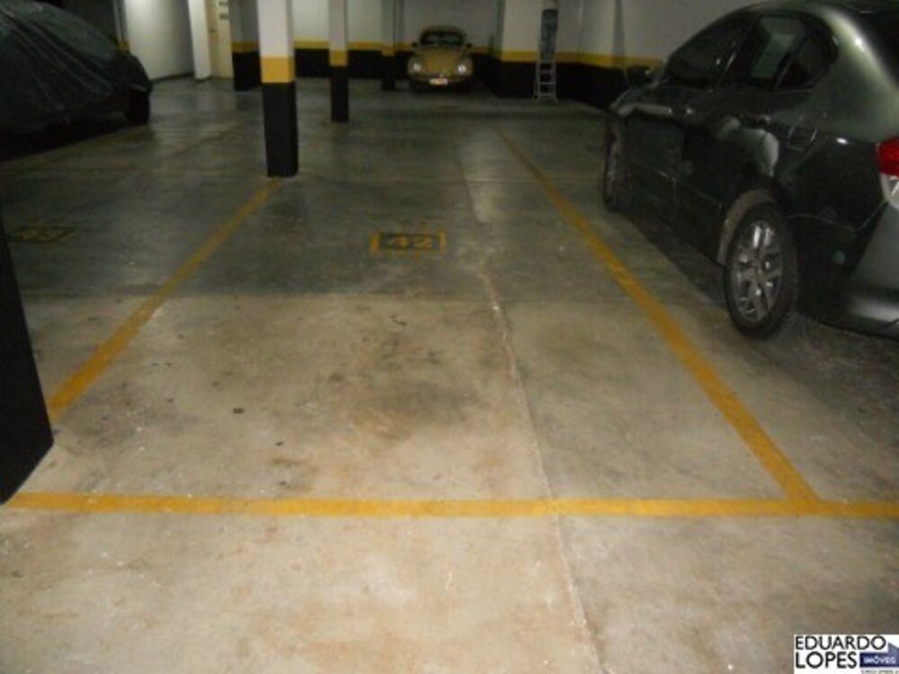 Apartamento à venda com 2 quartos, 78m² - Foto 31